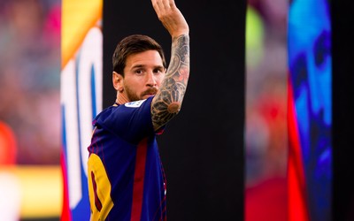 猫头鹰体育快讯-玛雅传球找队友